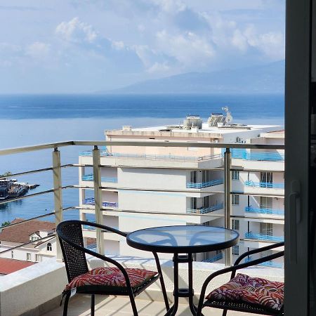 Amazing Sea View Apartment Sarandë Exterior foto