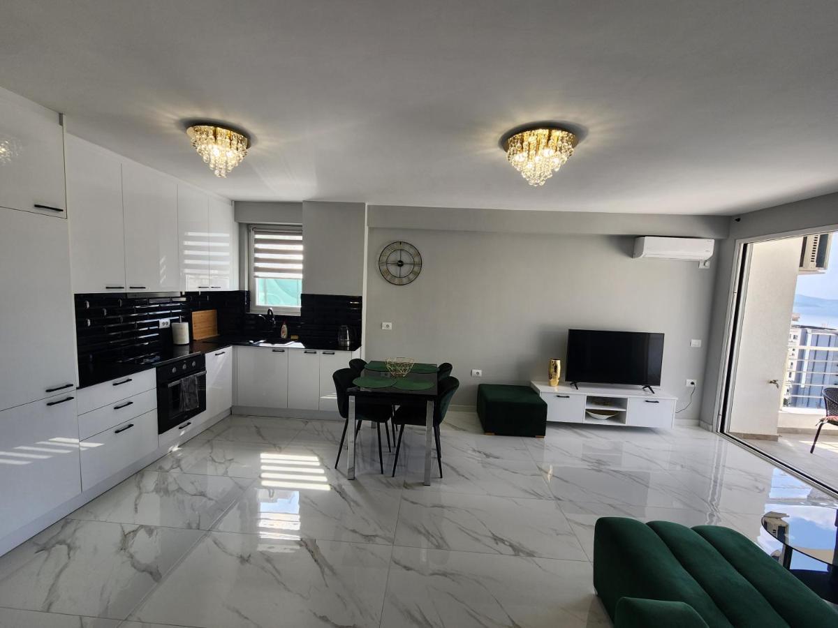 Amazing Sea View Apartment Sarandë Exterior foto