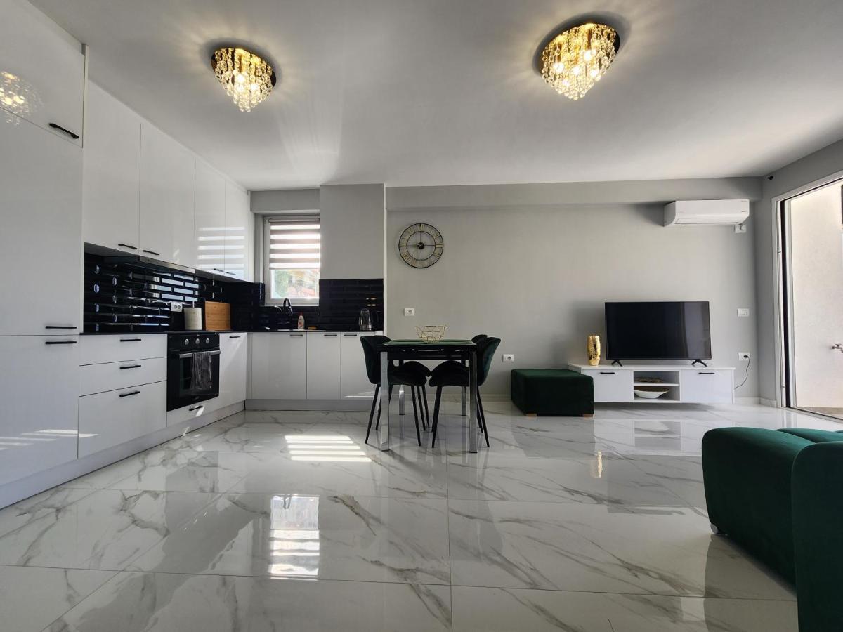 Amazing Sea View Apartment Sarandë Exterior foto